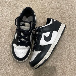Nike Dunks Panda Kids Size 1